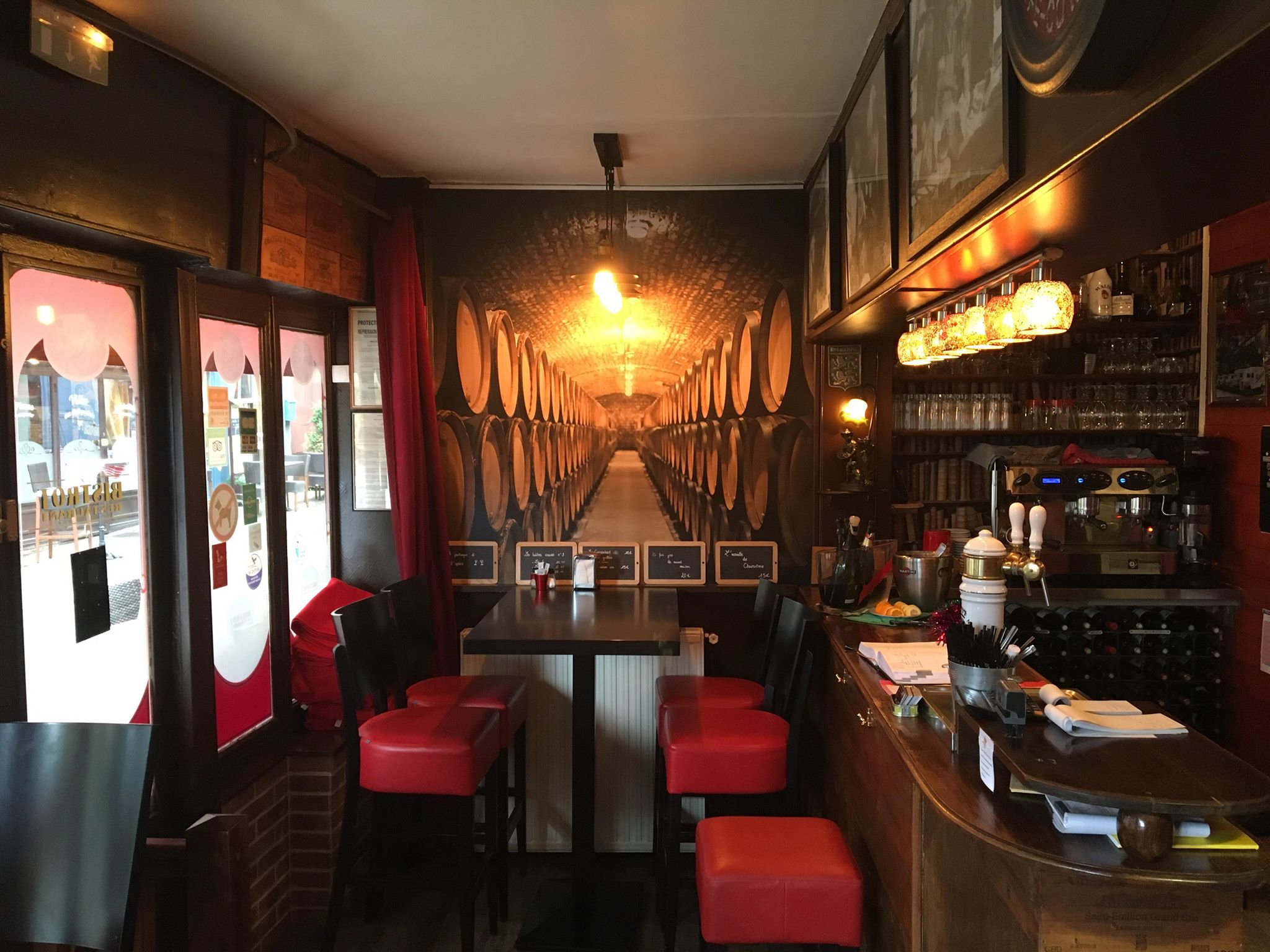 Le Bar