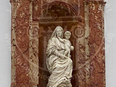 Escultura de piedra