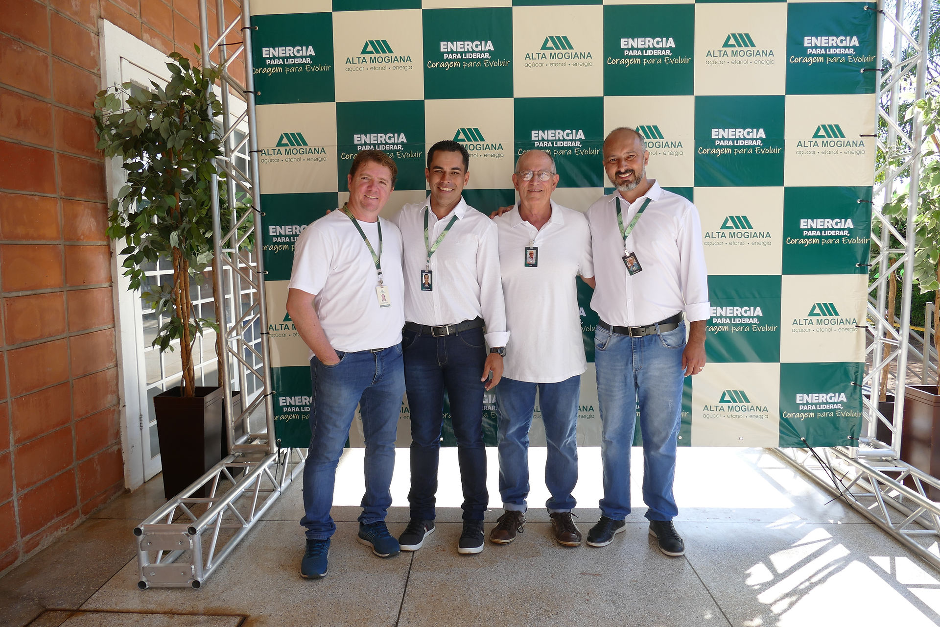 Energia para Liderar: Usina Alta Mogiana realiza o 11º Encontro de Gestores com Clóvis de Barros Filho