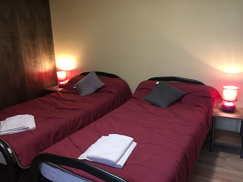 Chambre Le Lit Magnole éclairée