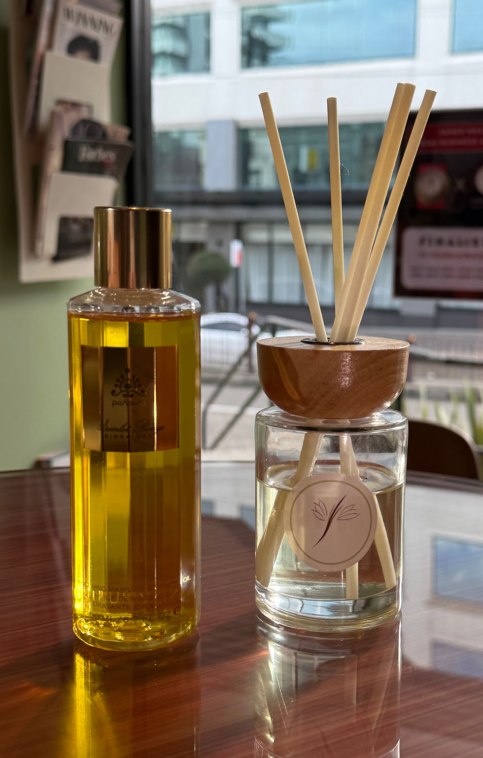 PURE | ESSENCES