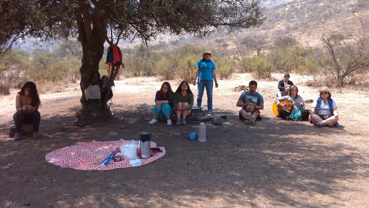 Tiempo de oracion en el cerro el Panul