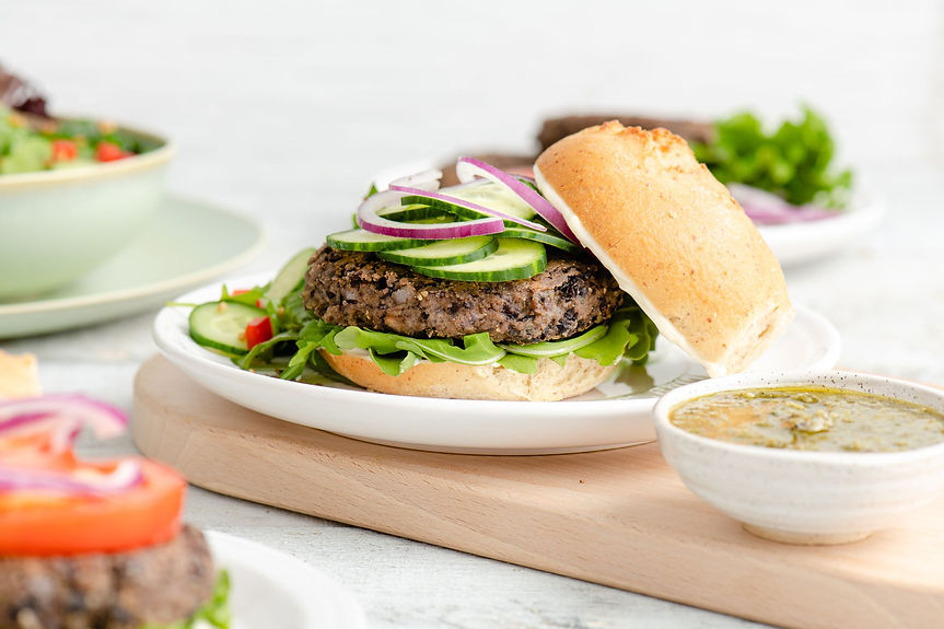 Vegetarian Burger 3137.jpeg