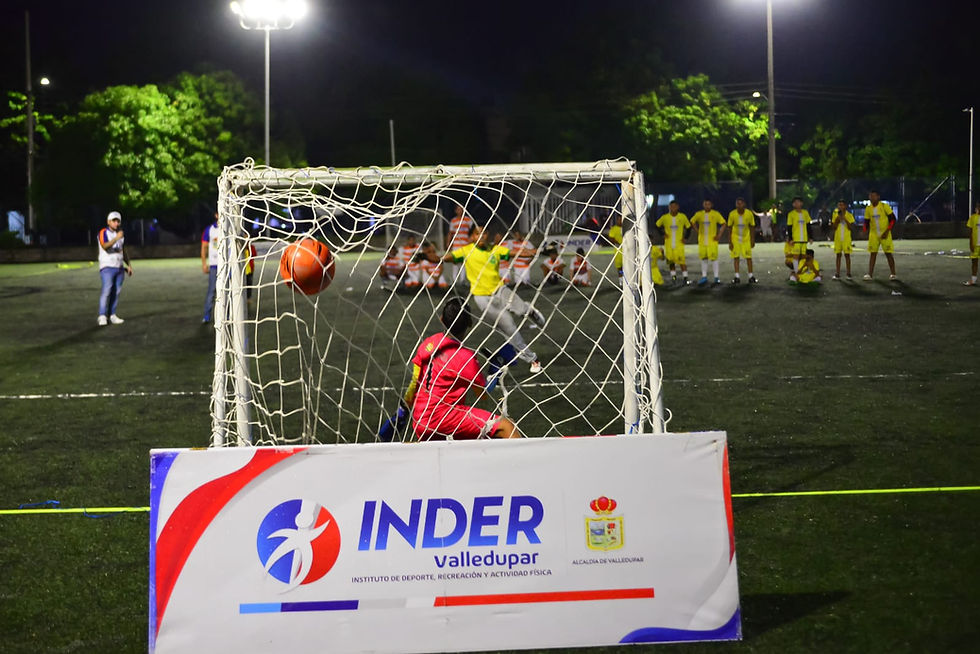 INDER VALLEDUPAR GARANTIZA GRATUIDAD A CLUBES DEPORTIVOS EN ESCENARIOS SINTÉTICOS.