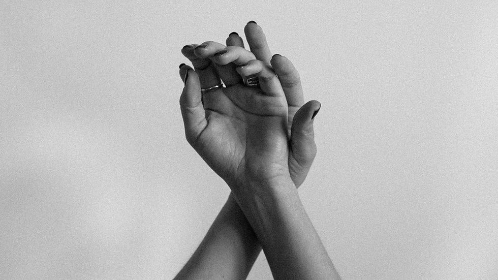 pexels-mathilde-langevin-10897925_edited.jpg