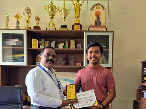 Congratulations 🎉 Sarthak Shinde on securing the 2nd place in Videography at MINDSPARK24, College of Engineering Pune (COEP)! Your creativity and hard work have truly shone through. This achievement is a testament to your talent and dedication. Keep pushing boundaries and continue creating impactful visuals. Well done!👏