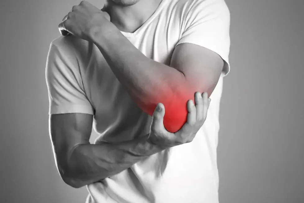 tennis elbow pain treated with hyaluronic acid