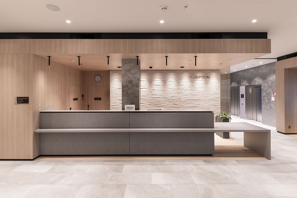 HILTON_rezeption_01