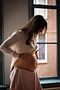 Zwangere vrouw maakt baby wakker voor pretecho