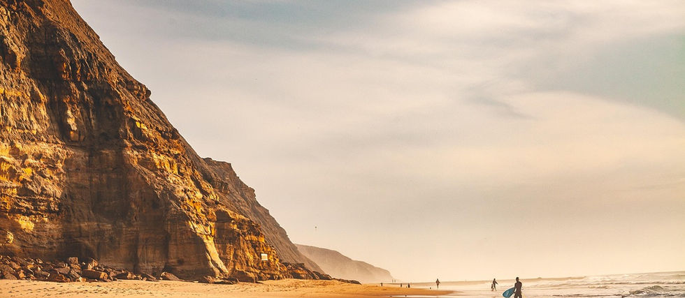Expat practicing yoga with a panoramic view in Latin America after buying a plot on our Dual Paradise development in Fortaleza & Guaramiranga