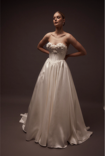 Phoebe Jack Sullivan Bridal