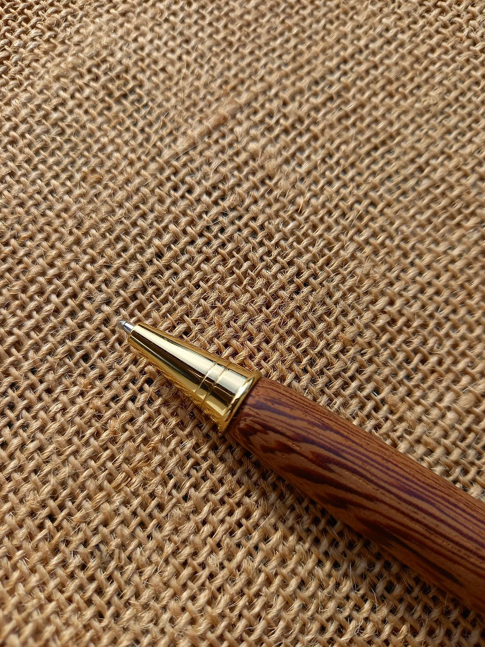 Miniature : Stylos bille en bois de Saint Martin rouge & Luxe Doré