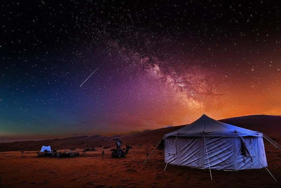 沙漠裡的星空一片清晰