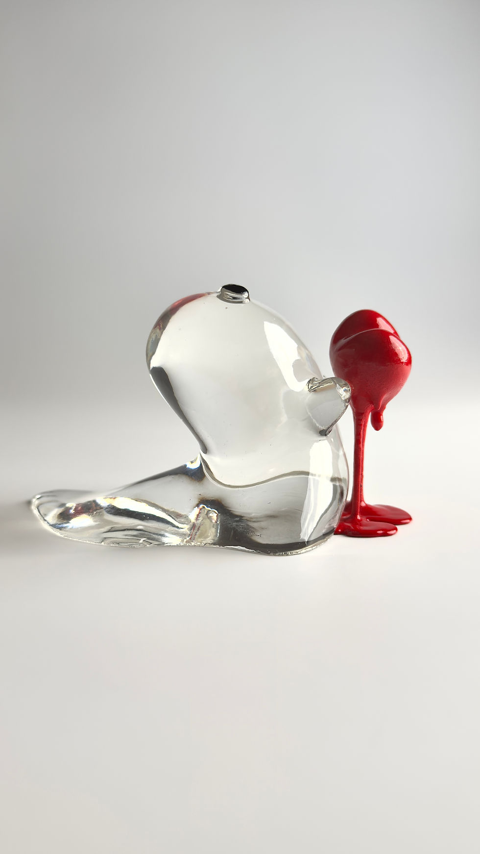 Miniatura: ARIEL The Happy Teardrop