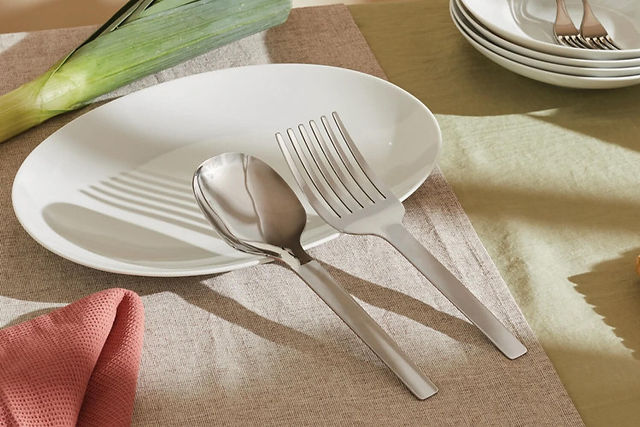 Couverts de service, ALESSI