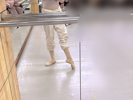 美しい姿勢美しい足🩷