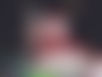 Stroll by Santa draws in many youths and the young at heart