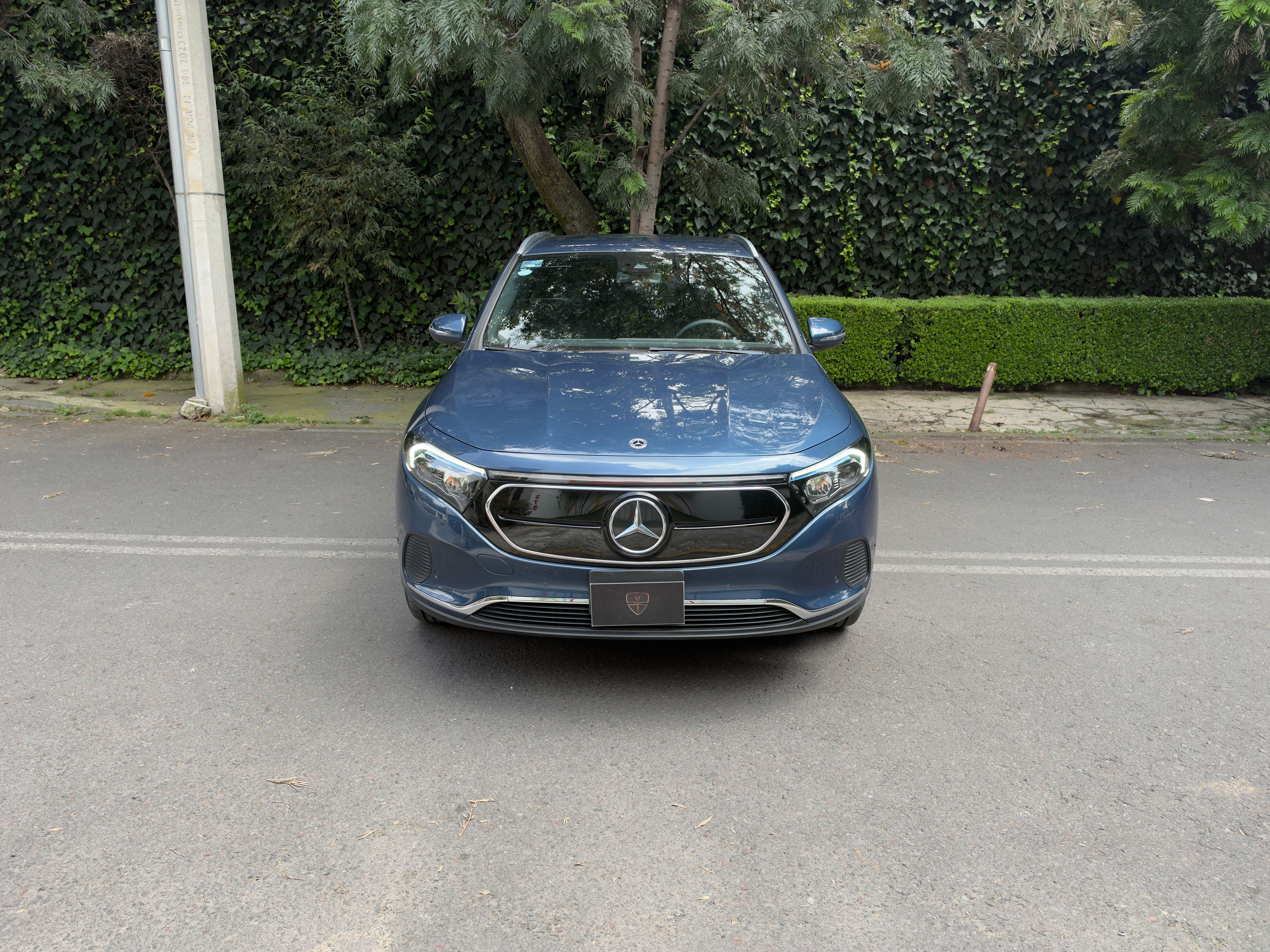 Mercedes Benz EQA 300