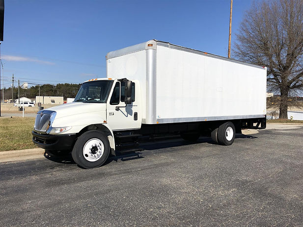 2-3%20box%20truck_edited.jpg