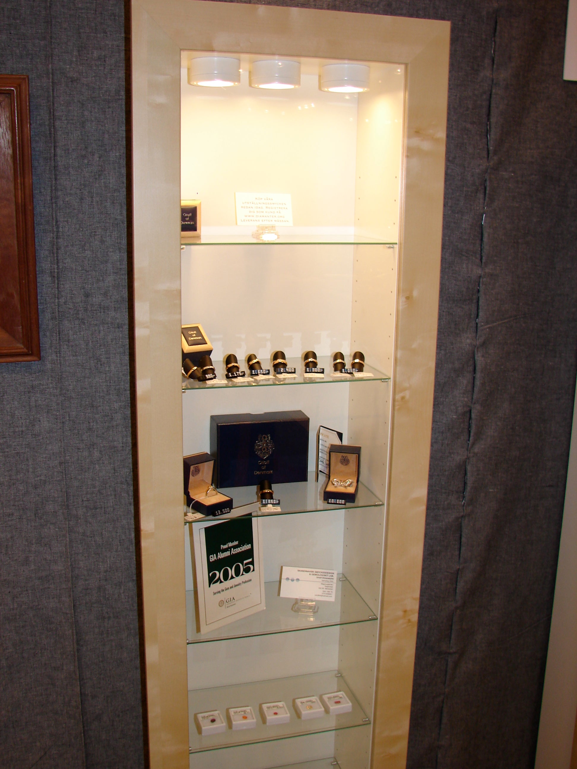 One of our earliest jewelry showcases at the Stockholm Jewelry Fair. Autumn - 2007.