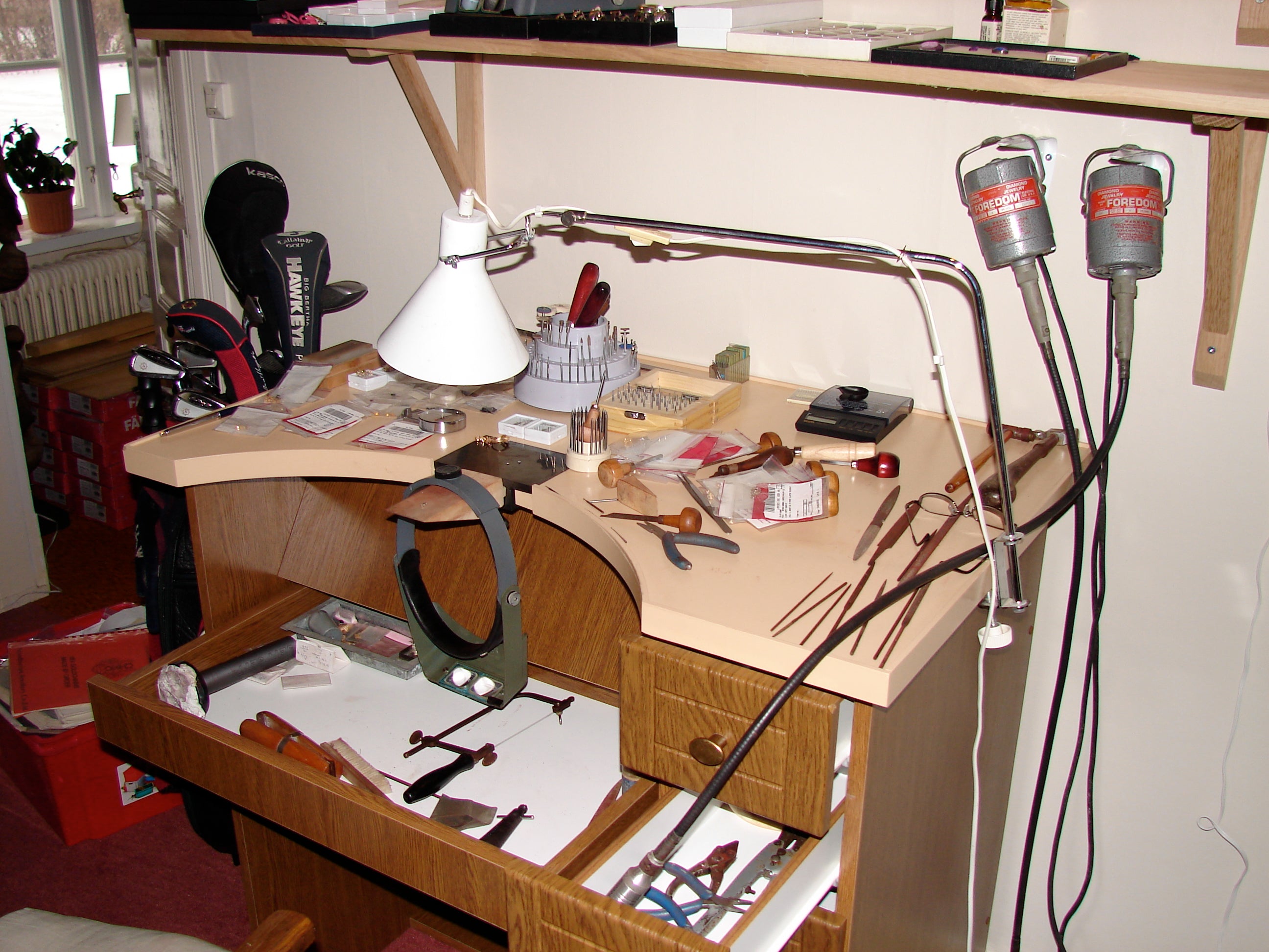 The workbench where Viktor spent a lot of time observing, usually at the expense of his father's concentration. Winter - 2006.