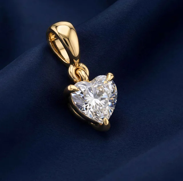Necklaces & Pendants