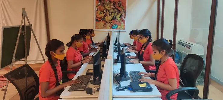 Digital Education at the Haryana Centre & our Lead Shakti for computers!