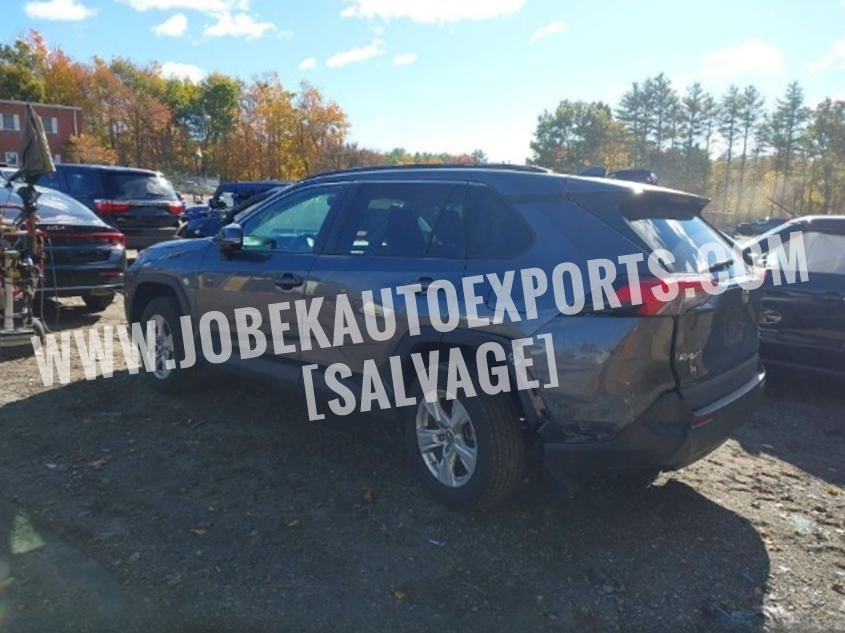 Thumbnail: 2019 TOYOTA RAV4 XLE