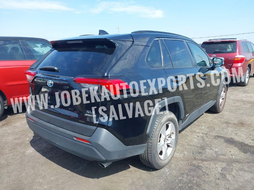Thumbnail: 2020 TOYOTA RAV4 XLE