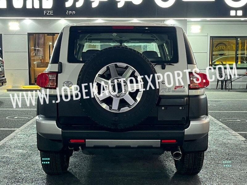 Thumbnail: 2022 Toyota FJ Cruiser VXR