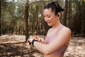 IoT in Sports: How Smart Technology is ChangingAthlete Performance