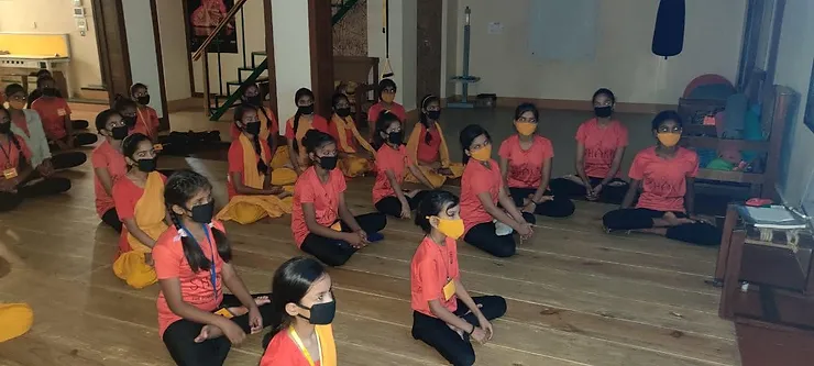 Rhythmic Yoga at Sarvam Shakti