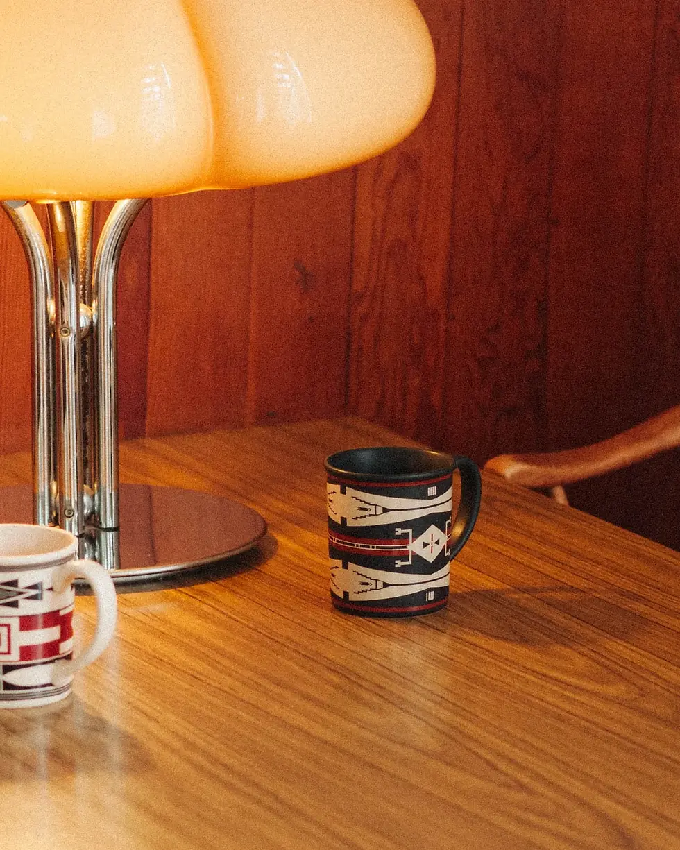Miniatura: PENDLETON  American Indian College Fund Mugs - Set of 4