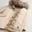 Miniatura: WOOLRICH CFWWOU0538FRUT0001_OXT ARCTIC RACCOON PARKA