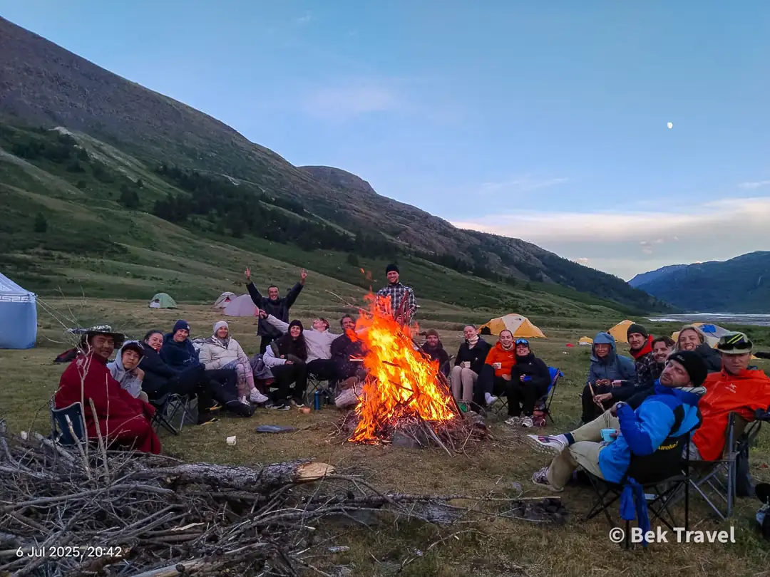 Trekking in the Aksu Valley