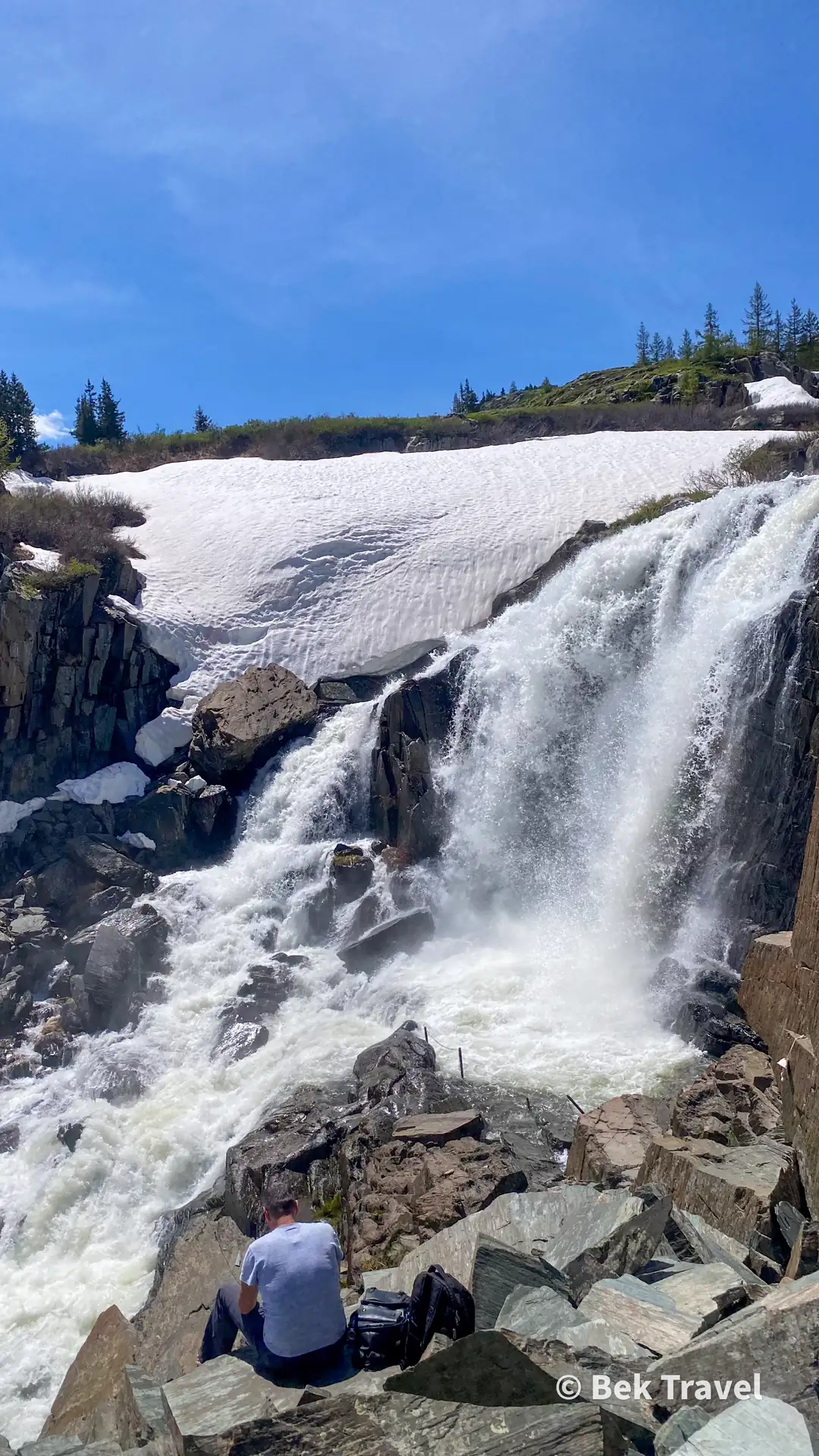 Baga Turgen Waterfall