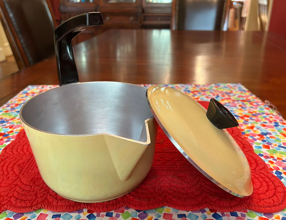 Thumbnail: Vintage Club Aluminum MCM Teapot Harvest Gold 2.5 quarts