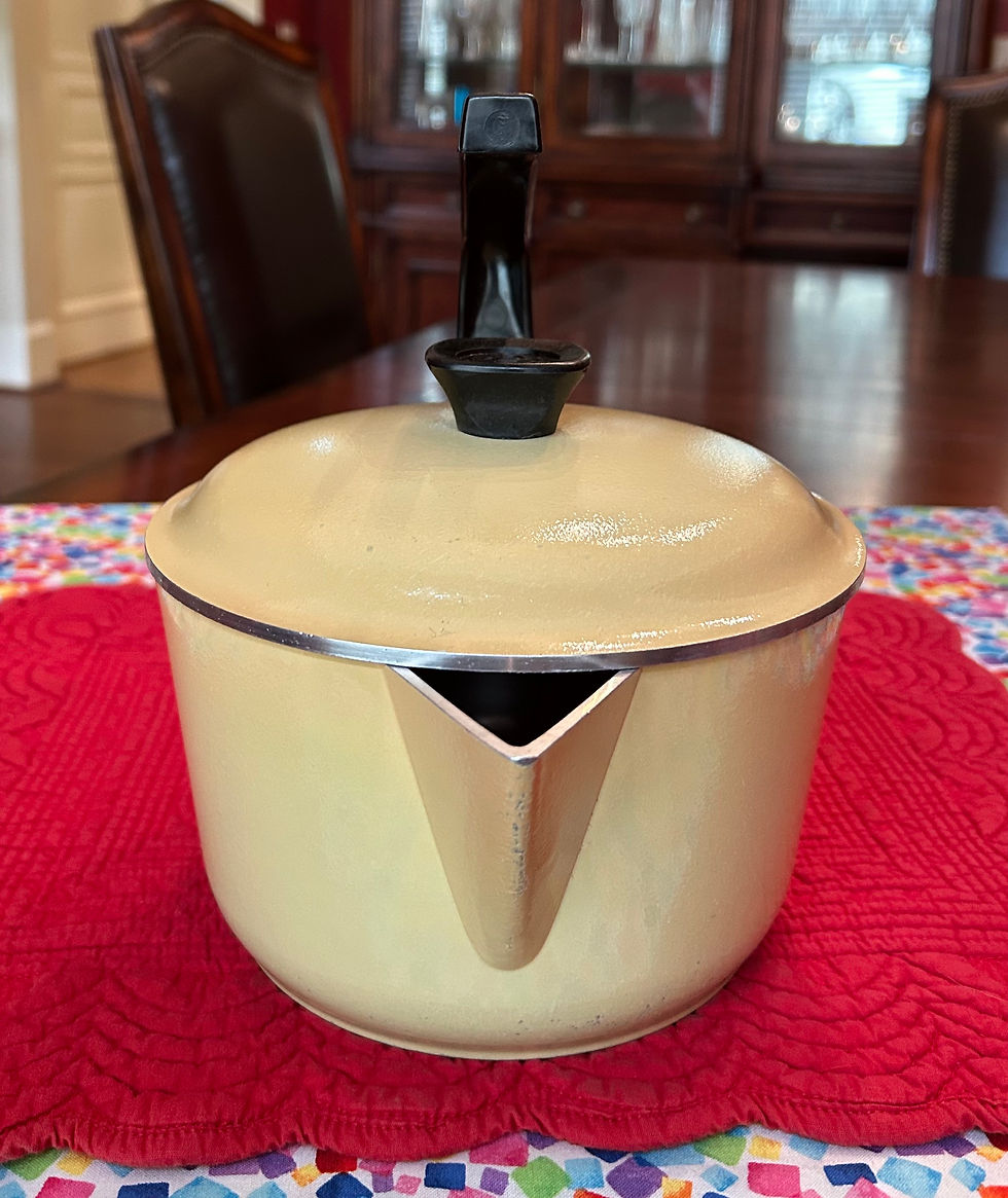 Thumbnail: Vintage Club Aluminum MCM Teapot Harvest Gold 2.5 quarts