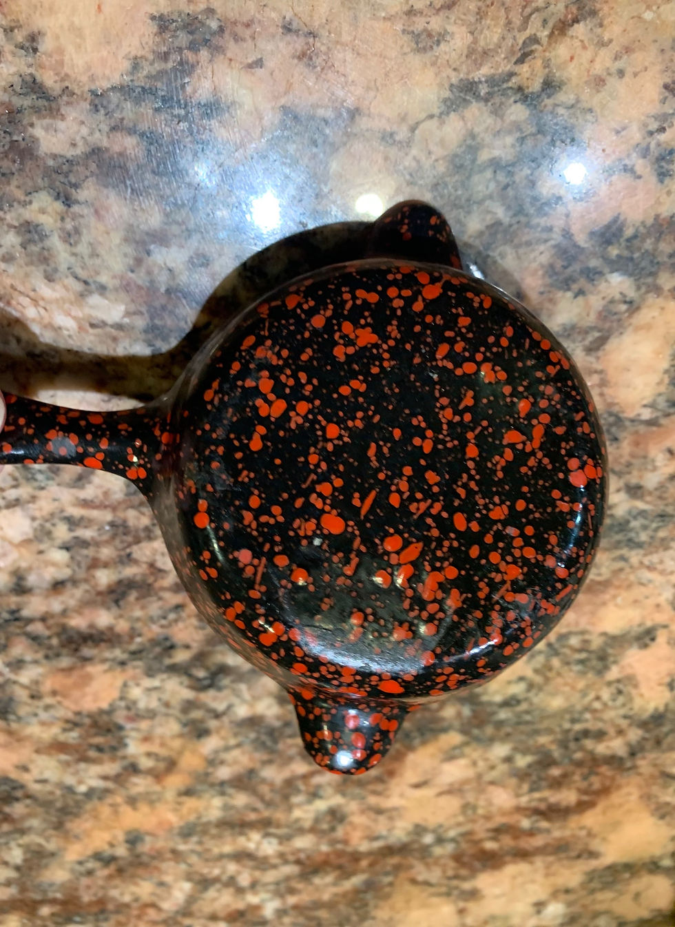 Thumbnail: Vintage Wagner Ware speckled enameled ashtray set