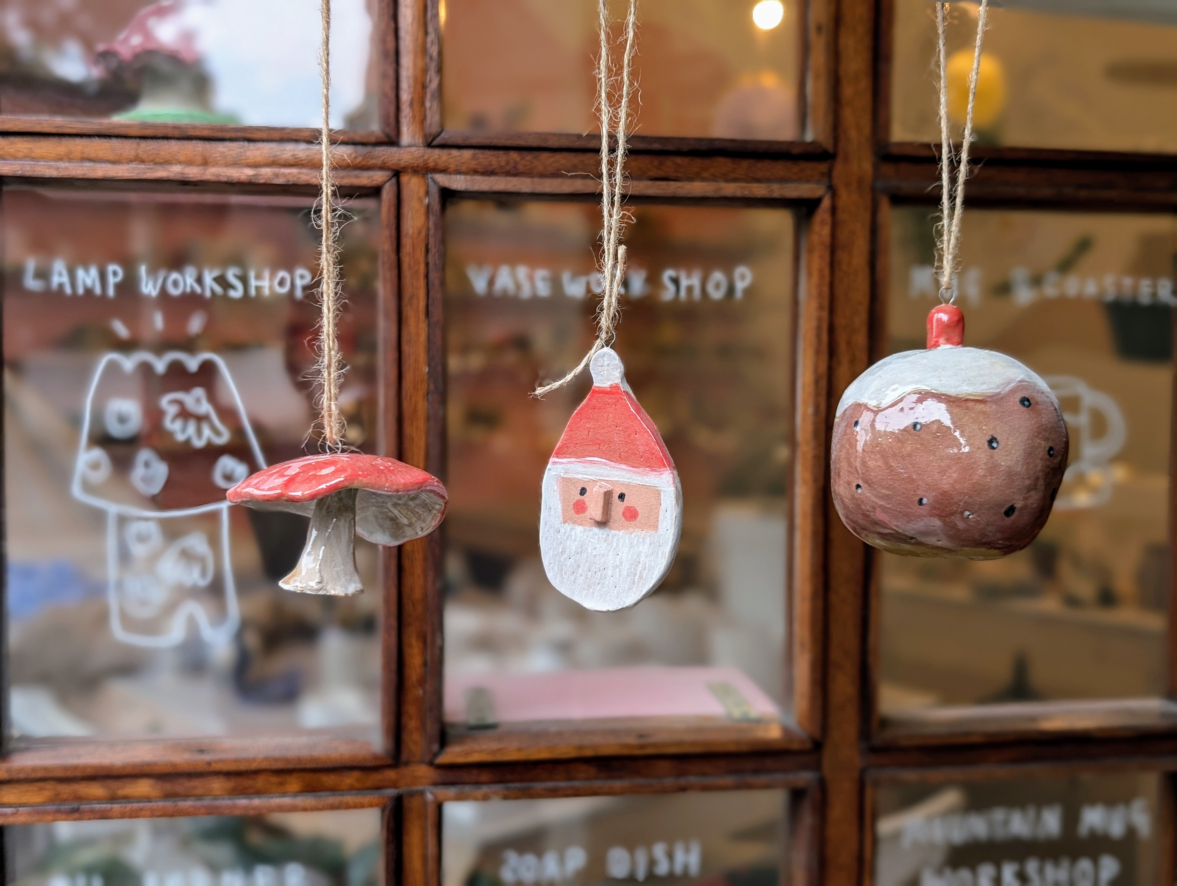 Make a 3D ceramic Christmas decoration/bauble
