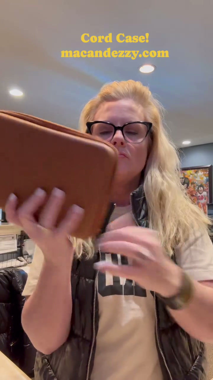 Thumbnail: Cord Case / Organizer / Travel – Leatherette Edition