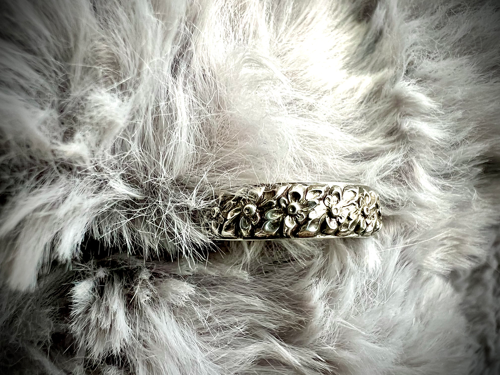 Thumbnail: Slanted Forget Me Knots .999 Silver Ring Handcrafted in Montana