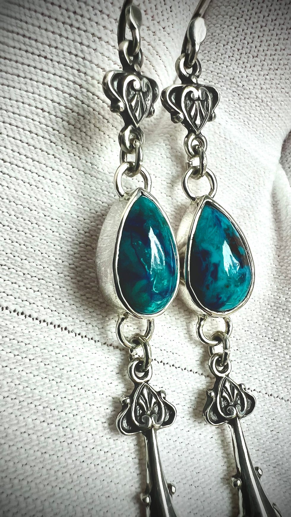 Thumbnail: Handcrafted & Forged Shattuckite Dangle Wire Earrings Solid Silver Elements
