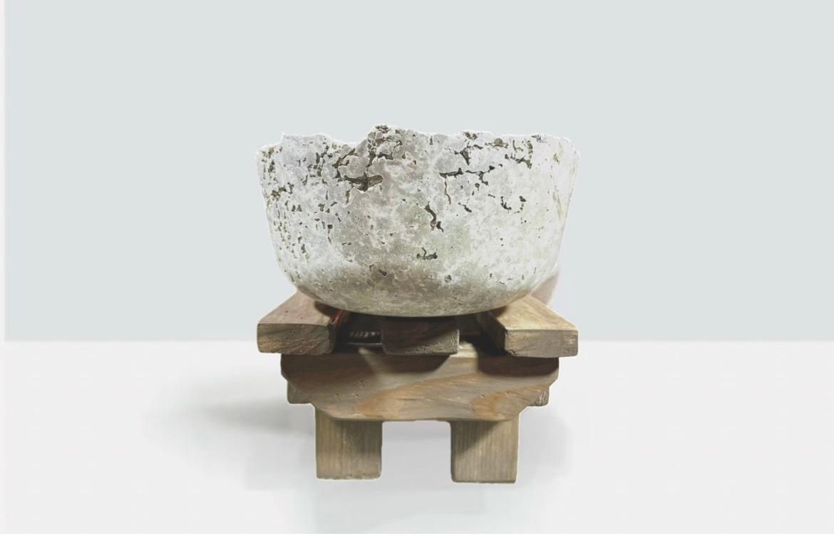 Bowl Small Set with Wooden Riser