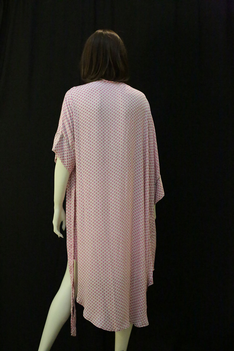 Thumbnail: Kimono