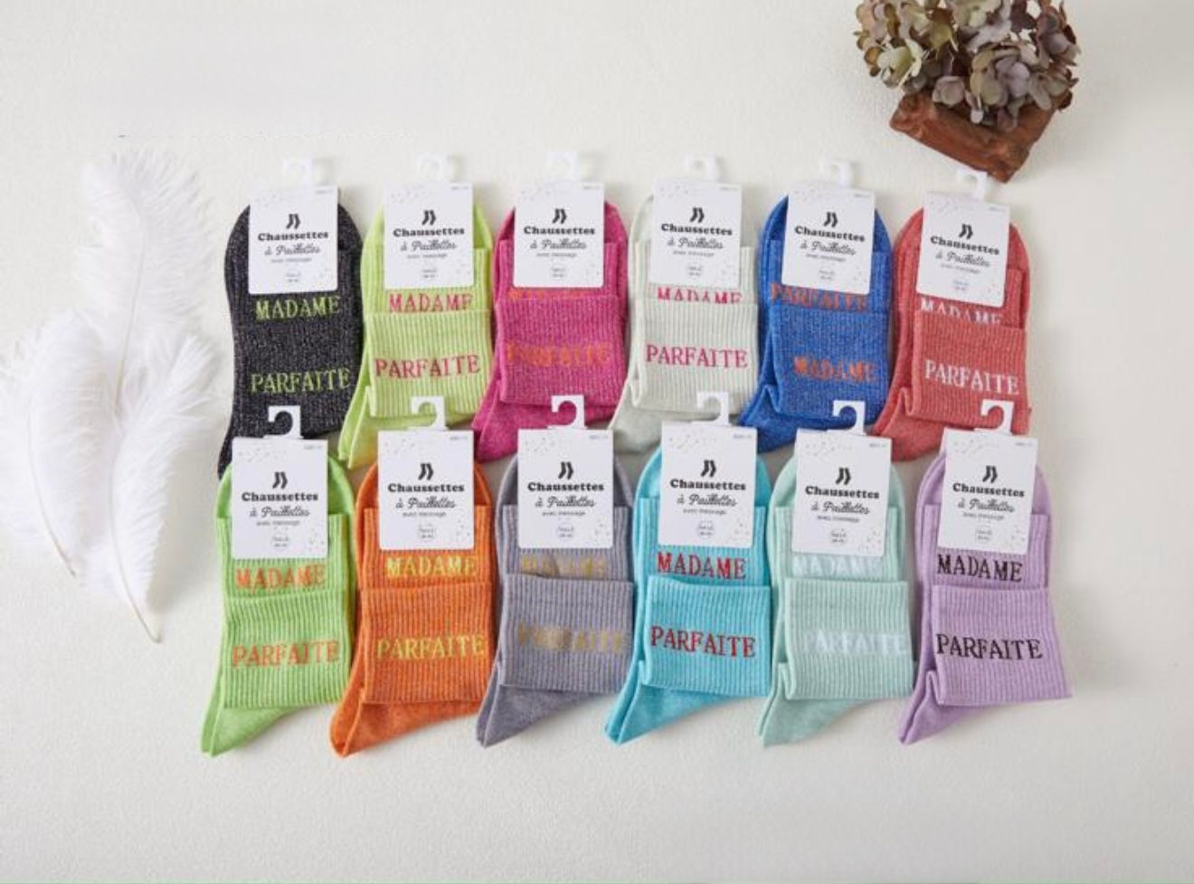 Chaussettes A Paillettes, Madame parfaite