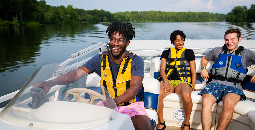 boating with friends on lake reidsville