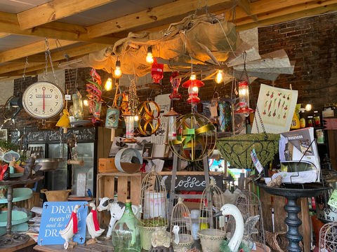 Picture of retail store window