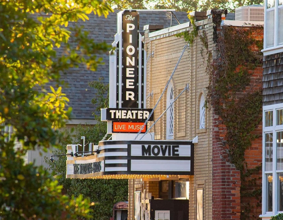 Award Winner | Manteo