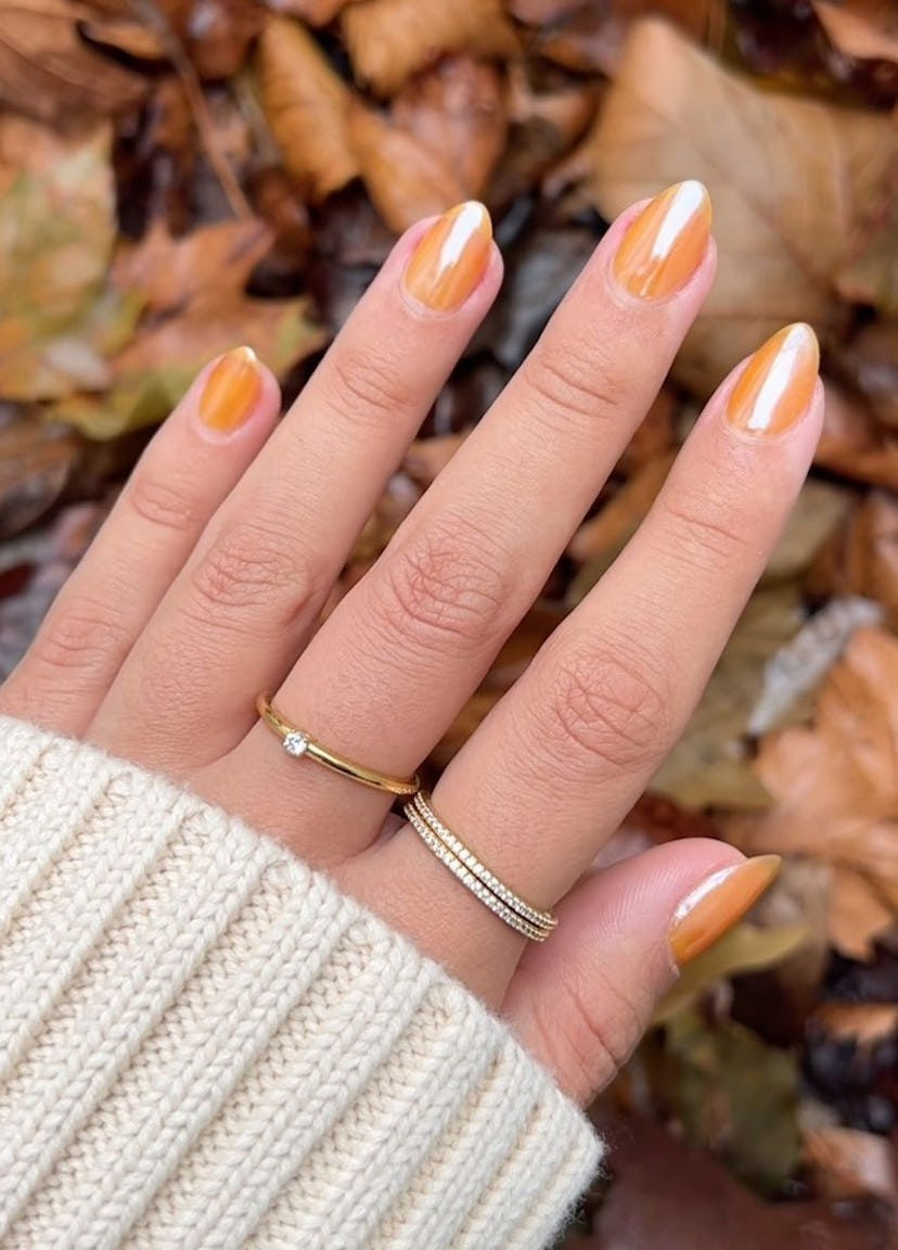 Peach Fuzz Chrome